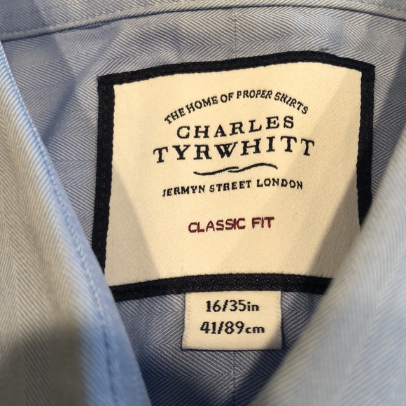 Charles Tyrwhitt Non-Iron Herringbone Cotton Button up Sky Blue Shirt - Picture 8 of 12
